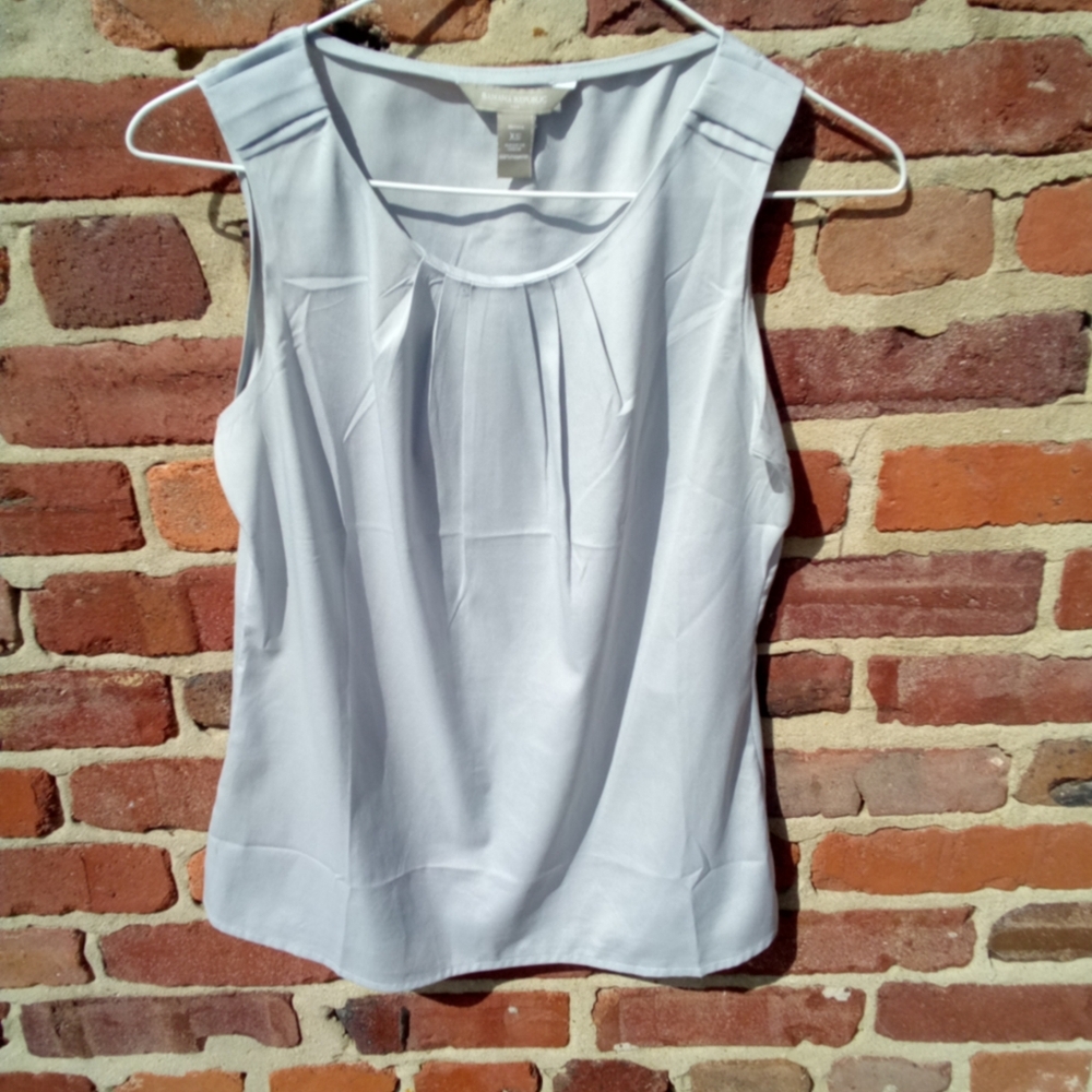Silver Banana Republic Sleeveless Pleated Pullover Tank Top XS